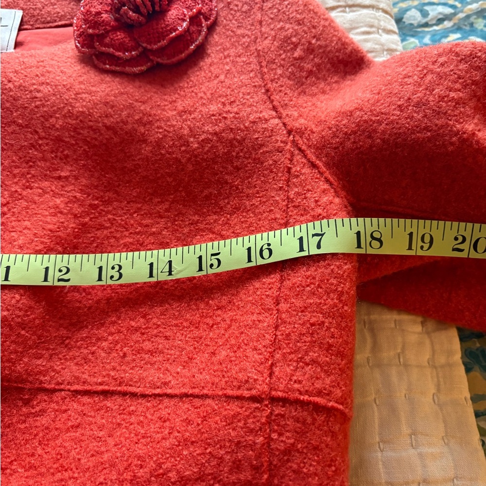 Chanel Wool Blazer with Floral pin - Picture 6 of 13